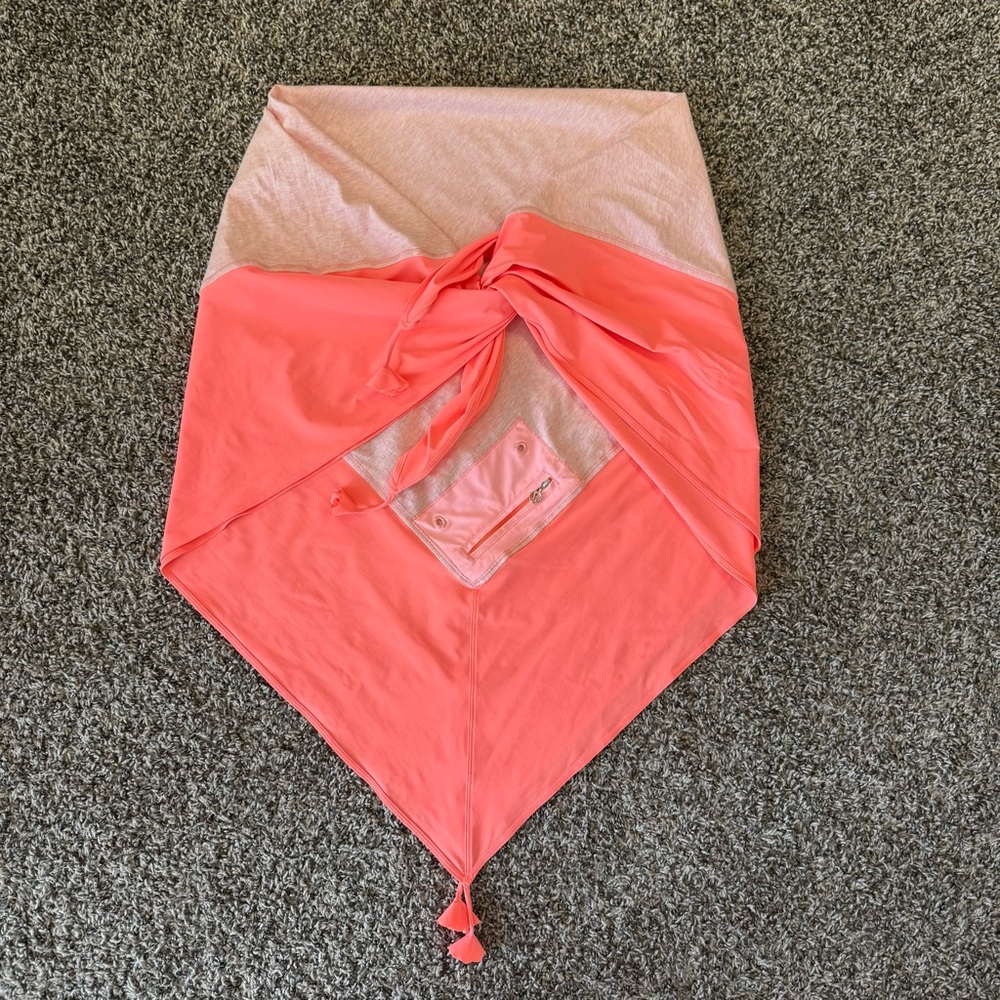 Lululemon Easy Wrap Swim Cover Up O/S Coral Tasseled Pocket EUC